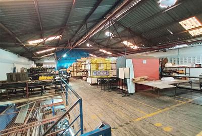 Warehouse in Industrial Area - 3
