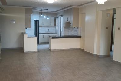 Furnished 2 Bed Apartment with En Suite in Garden Estate