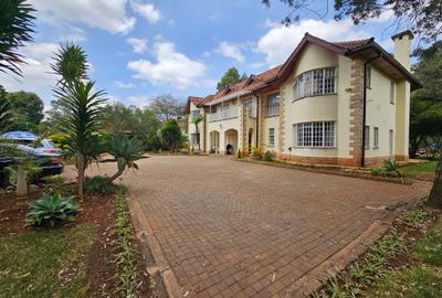5 Bed Villa with En Suite in Karen - 2