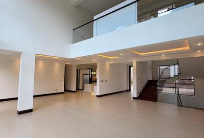 5 Bed Townhouse with En Suite in Kitisuru - 2