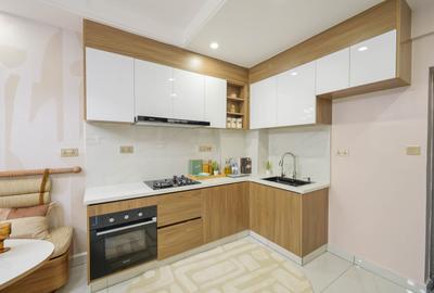 Serviced 2 Bed Apartment with En Suite at Sports Road - 4