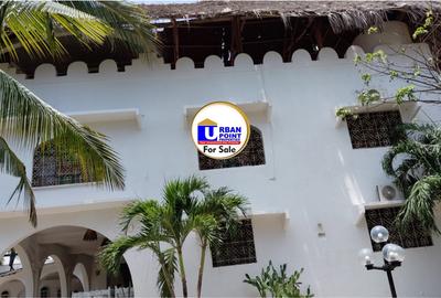 8 Bed House with En Suite in Watamu