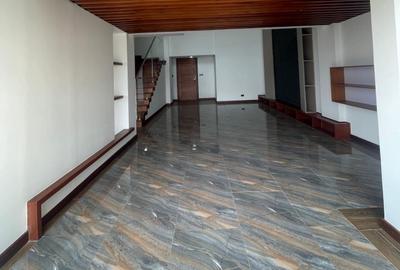 4 Bed Apartment with En Suite in General Mathenge - 3
