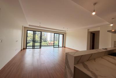 3 Bed Apartment with Swimming Pool in Riverside