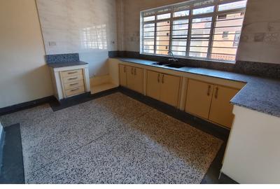 2 Bed Apartment with En Suite in Kileleshwa