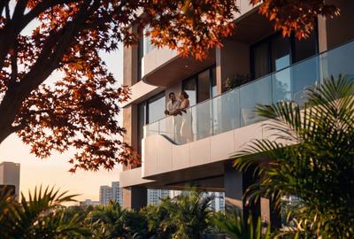 4 Bed Apartment with En Suite at Riverside Drive - 2