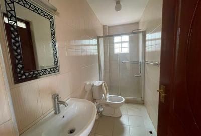4 Bed House with En Suite in Kiambu Road - 4