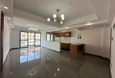 2 Bed Apartment with En Suite at Riverside Square - 3