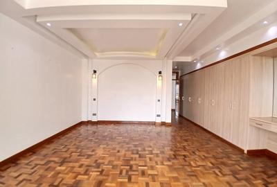 3 Bed Apartment with En Suite at Kileleshwa - 4