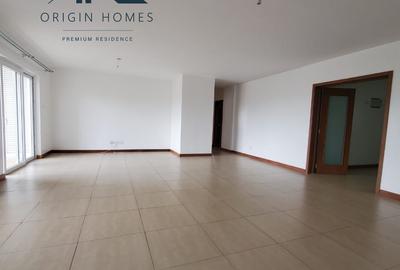 3 Bed Apartment with En Suite at Lavington - 3