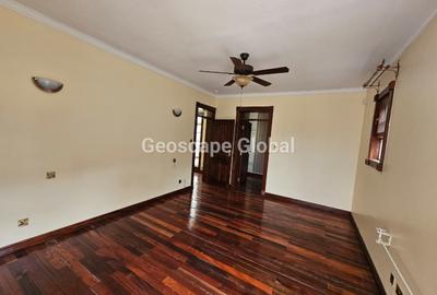 4 Bed House with En Suite in Kyuna - 3