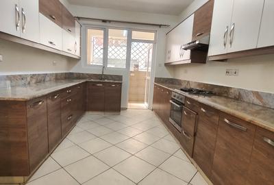 2 Bed Apartment with En Suite at Brookside
