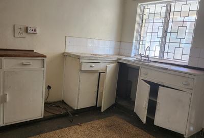 Commercial Property with Service Charge Included at Kilimani - 4