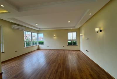 4 Bed Townhouse with En Suite in Kiambu Road - 4