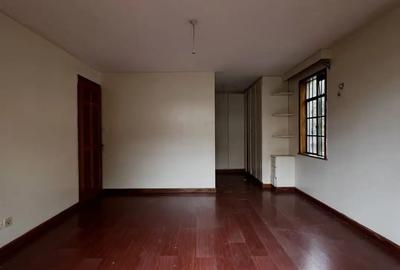 3 Bed Apartment in Kileleshwa - 2