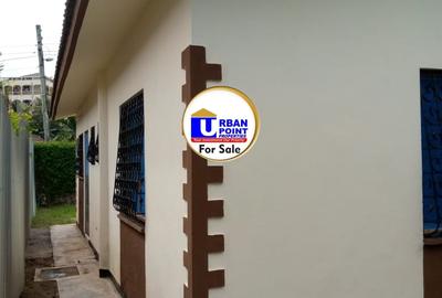 2 Bed House with En Suite at Mtamboni