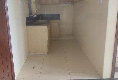 Serviced 1 Bed Apartment with En Suite in Westlands Area - 3