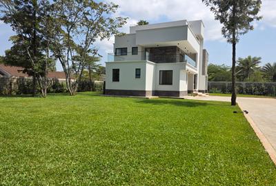 4 Bed Villa with En Suite at Karen Bogani - 4