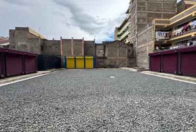 Commercial Property with Parking in Donholm