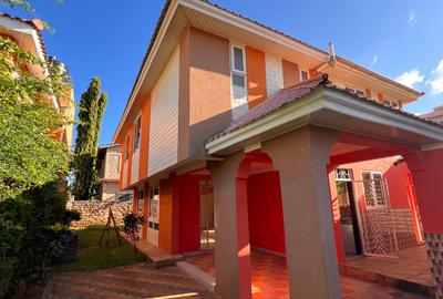 4 Bed House with En Suite at Coca-Cola