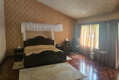 4 Bed Townhouse with En Suite in Lavington - 3