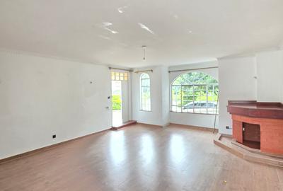 4 Bed Townhouse with En Suite at Lavington Green - 4