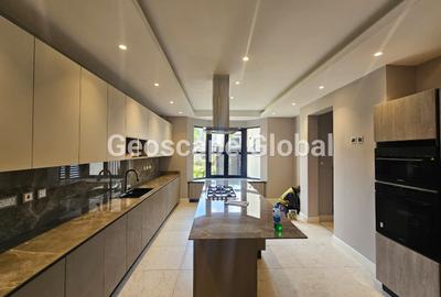 3 Bed Apartment with En Suite in Runda - 4