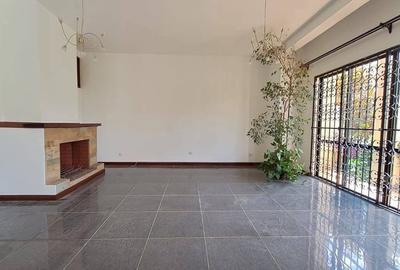 4 Bed Townhouse with En Suite at Spring Valley - 2