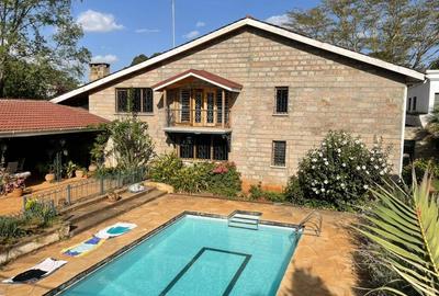 5 Bed Townhouse with Swimming Pool in Spring Valley
