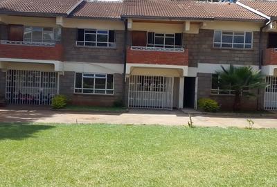 4 Bed Townhouse with En Suite at Ngong Rd
