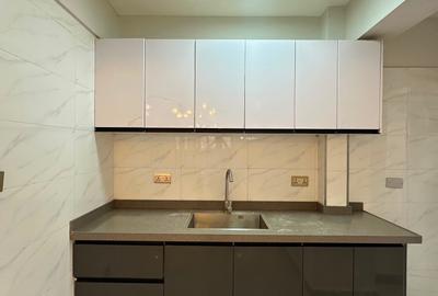 2 Bed Apartment with En Suite at Othaya Road - 3