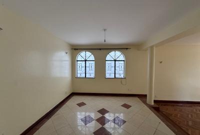 4 Bed Townhouse with En Suite in Riverside - 3