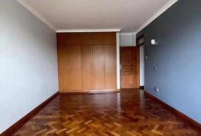 1 Bed Apartment with Parking in Kilimani - 4