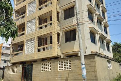 1 Bed Apartment with En Suite in Changamwe