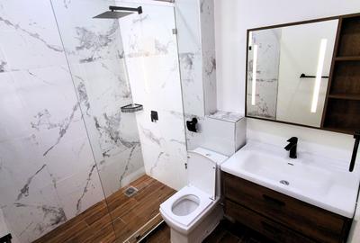 Serviced 2 Bed Apartment with En Suite at Mbaazi Close - 4