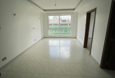1 Bed Apartment with En Suite in Westlands Area - 3
