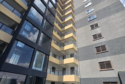 2 Bed Apartment with En Suite at Lantana - 2