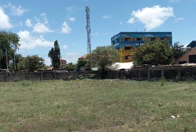 1.7 ac Commercial Land in Malindi - 4