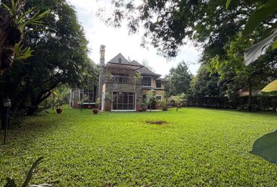 5 Bed Townhouse with En Suite in Runda