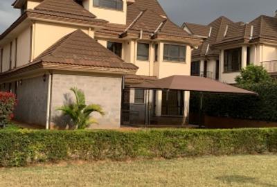 4 Bed Villa with En Suite in Runda