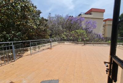 4 Bed Apartment with En Suite at Lavington - 3