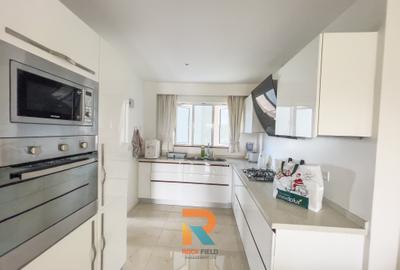 2 Bed Apartment with En Suite in Rhapta Road - 3