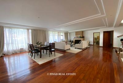 5 Bed House with Garden in Runda - 4