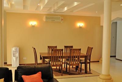 2 Bed Apartment with En Suite in Nyali Area - 2