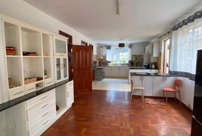 4 Bed Townhouse with En Suite in Runda - 3
