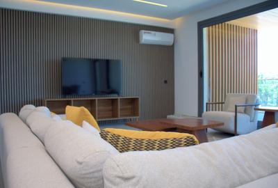 3 Bed Apartment with En Suite at Fourth Avenue - 3