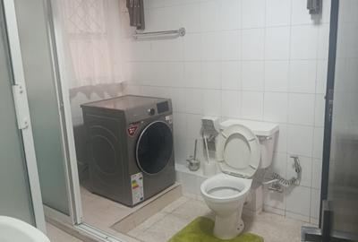 Serviced 1 Bed Apartment with En Suite at Upperhil - 4
