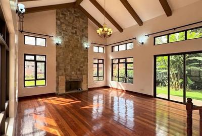 5 Bed Townhouse with En Suite in Karen