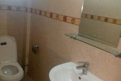 1 Bed Apartment with En Suite at School Lane - 4