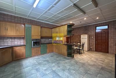5 Bed House in Runda - 4